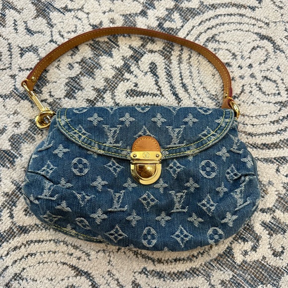 💜louis Vuitton pleaty bag💜 - Picture 1 of 12
